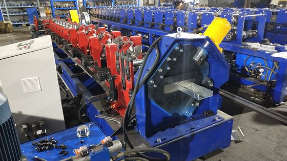 C/Z Aşık Değiştirilebilir Rulo Şekillendirme Makinesi