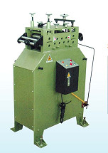 Düzleştirilmiş Sac Şeritli 500mm Pres Düzleştirici Makinesi 1 / 30 Redüktör